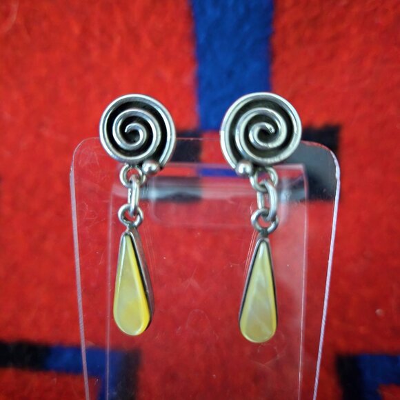 Golden Mother of Pearl Earrings - Picture 3 of 4
